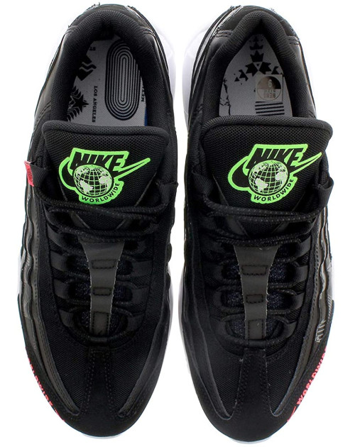 Распродажа кроссовок