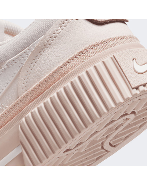 Теннисные кроссовки NIKE W Court Legacy Lift