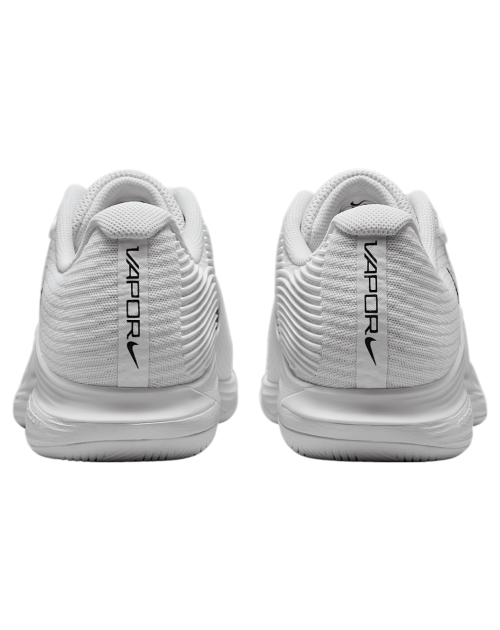 Теннисные кроссовки NIKE M ZOOM VAPOR 12 HC wh