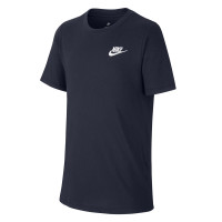 Теннисная футболка NIKE B TEE-EMB FUTURA YA Теннисная футболка NIKE B TEE-EMB FUTURA YA