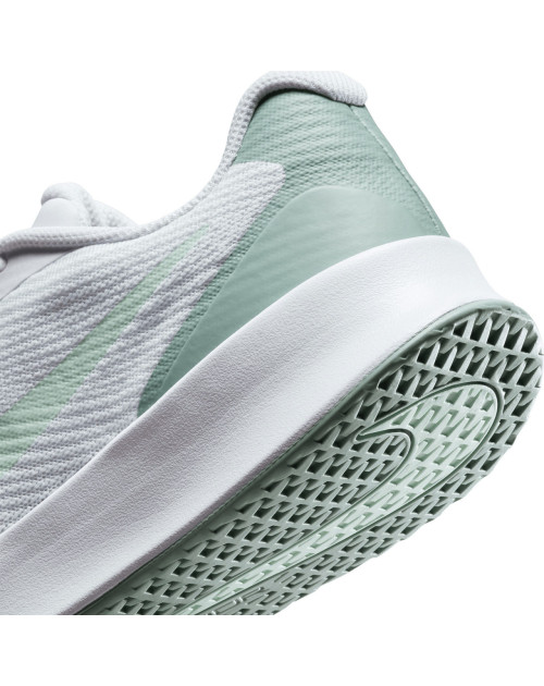 Теннисные кроссовки NIKE W VAPOR LITE 3 HC whr