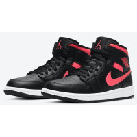 Кроссовки NIKE WMNS AIR JORDAN 1 MID Кроссовки NIKE WMNS AIR JORDAN 1 MID