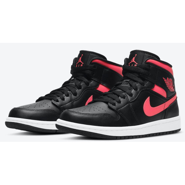 Кроссовки NIKE WMNS AIR JORDAN 1 MID
