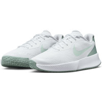 Теннисные кроссовки NIKE W VAPOR LITE 3 HC whr Теннисные кроссовки NIKE W VAPOR LITE 3 HC whr