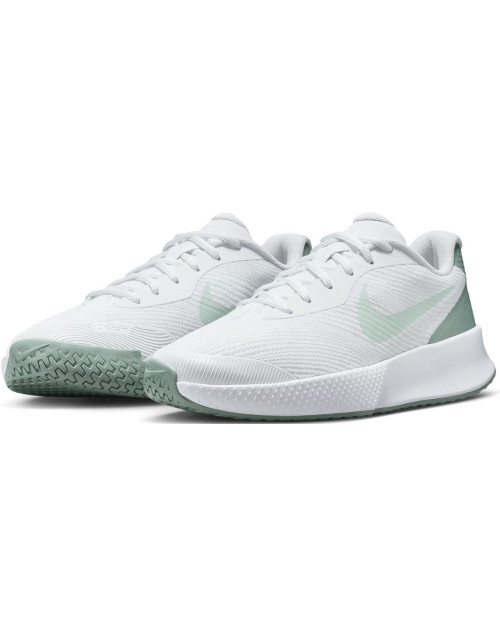 Теннисные кроссовки NIKE W VAPOR LITE 3 HC whr