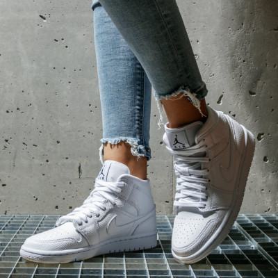 Кросівки NIKE WMNS AIR JORDAN 1 MID