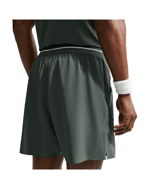 Теннисные шорты NIKE M NKCT DF ADVTG 6IN SHORT 303