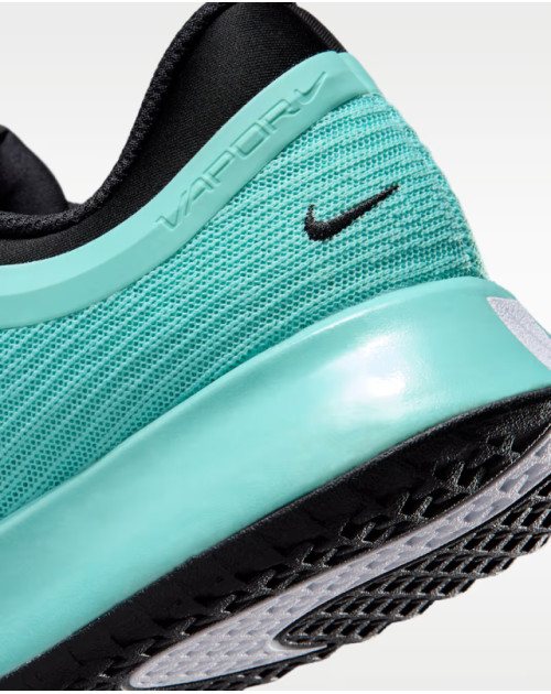 Тенісні кросівки NIKE W ZOOM VAPOR PRO 3 HC PRM 300