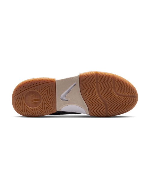 Теннисные кроссовки M NIKE COURT LITE 4   111