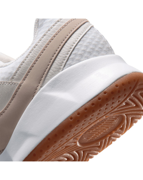 Теннисные кроссовки M NIKE COURT LITE 4   111