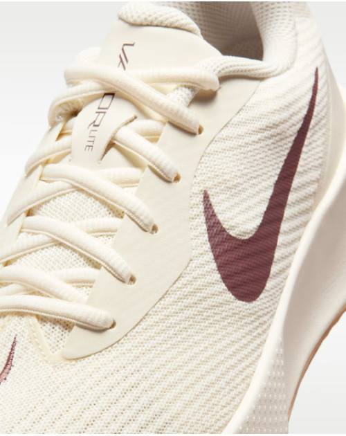 Теннисные кроссовки NIKE W VAPOR LITE 3 HC 109